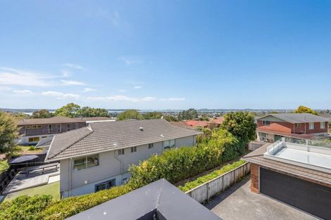 Photo of property in 207 Royal Road, Massey, Auckland, 0614