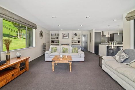 Photo of property in 17 Florey Heights, Springfield, Rotorua, 3015