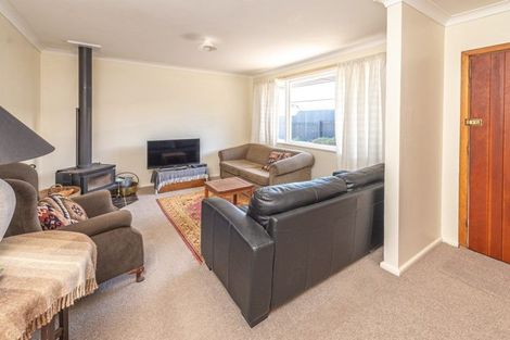 Photo of property in 84 Matai Street, Castlecliff, Whanganui, 4501