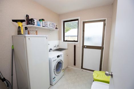 Photo of property in 9 Baillie Place, Cobden, Greymouth, 7802