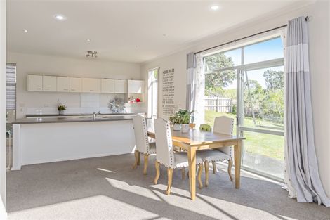 Photo of property in 33 Fingal Way, Gulf Harbour, Whangaparaoa, 0930