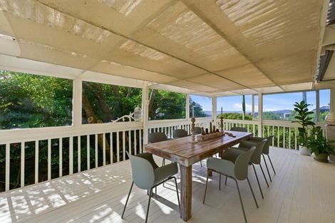 Photo of property in 2 Geoffrey Road, Torbay, Auckland, 0630