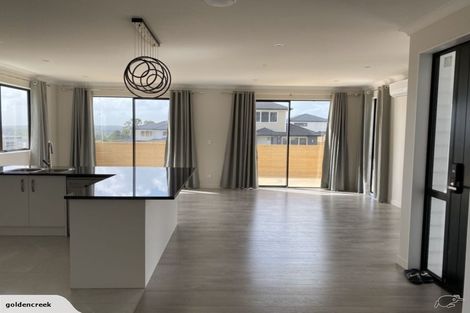 Photo of property in 12 Te Aramanu Crescent, Papakura, 2110