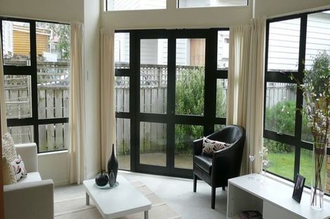 Photo of property in 25 Dundas Street, Seatoun, Wellington, 6022