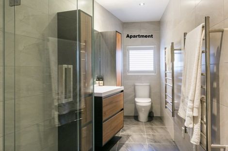 Photo of property in 15 Woodford Heights, Havelock North, 4130