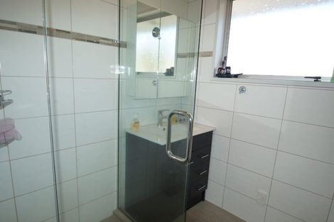 Photo of property in 1/14 Salford Avenue, Redwood, Christchurch, 8051