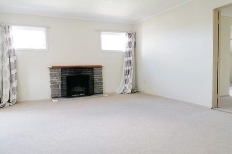 Photo of property in 1/31 Becroft Drive, Forrest Hill, Auckland, 0620