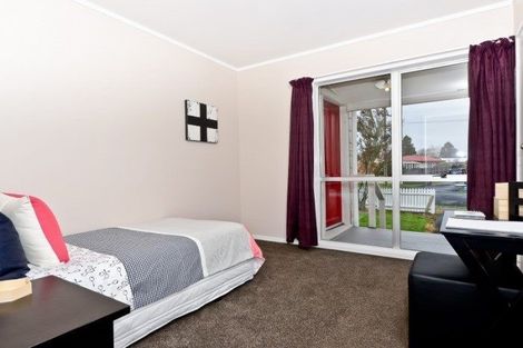 Photo of property in 2 Raymond Street, Fairview Downs, Hamilton, 3214