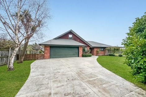 Photo of property in 18 Cooks Lane, Heathcote Valley, Christchurch, 8022