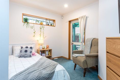 Photo of property in 408 Memorial Avenue, Burnside, Christchurch, 8053