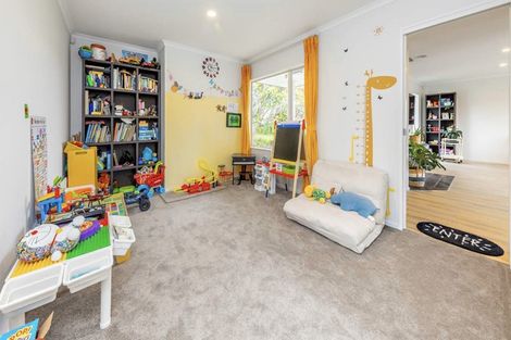 Photo of property in 2 Robina Court, Burswood, Auckland, 2013