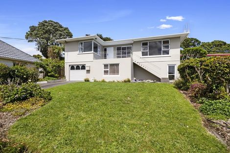 Photo of property in 12 Havelock Place, Blagdon, New Plymouth, 4310