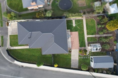 Photo of property in 28 Glendale Crescent, Holmes Hill, Oamaru, 9401