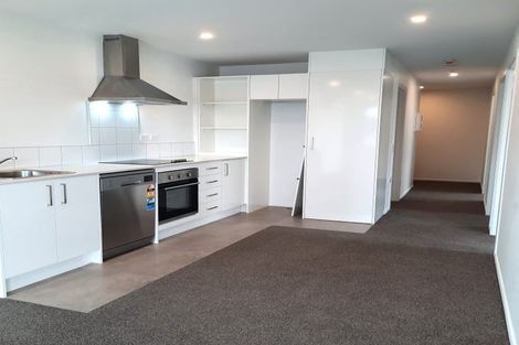 Photo of property in 106/28b Eileen Newey Place, Henderson, Auckland, 0612