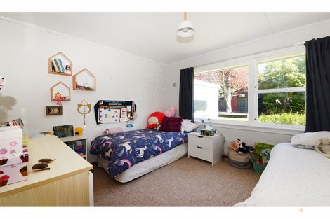 Photo of property in 15 Oxford Street, Waimate, 7924