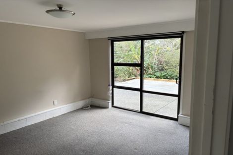 Photo of property in 2/20 Woodlands Crescent, Browns Bay, Auckland, 0630