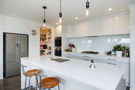 Photo of property in 25 Dogwood Way, Milson, Palmerston North, 4414