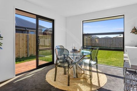 Photo of property in 105 Kippenberger Avenue, Rangiora, 7400