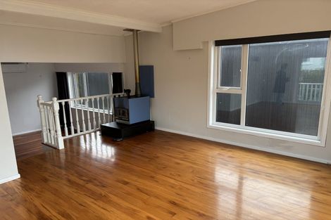 Photo of property in 120 Motuhara Road, Plimmerton, Porirua, 5026