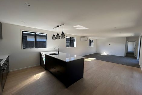 Photo of property in 141 Burdon Loop, Lake Hawea, 9382