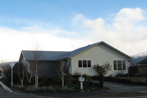 Photo of property in 30 Waenga Drive, Cromwell, 9310