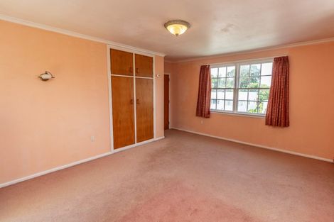 Photo of property in 13 David Crescent, Karori, Wellington, 6012