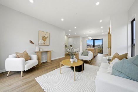Photo of property in 7 Harakeke Lane, Orewa, 0931