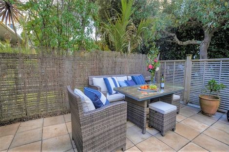 Photo of property in 5/252 Meola Road, Point Chevalier, Auckland, 1022