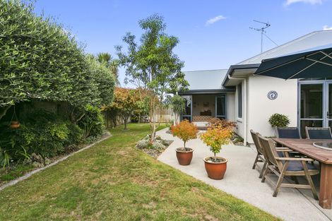 Photo of property in 30 Oaklands Drive, Cambridge, 3434