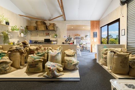 Photo of property in 196 Pahoia Road, Whakamarama, Tauranga, 3172