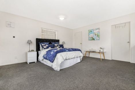 Photo of property in 2/10 Liverpool Street, Papakura, 2110