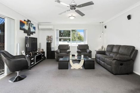 Photo of property in 7 Lawrence Crescent, Hillpark, Auckland, 2102