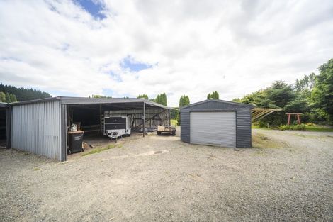 Photo of property in 126 Turitea Road, Fitzherbert, Palmerston North, 4472