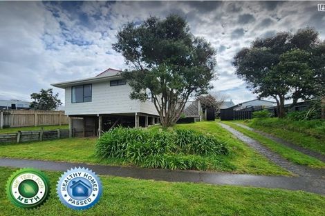 Photo of property in 31 Rutherford Drive, Waikanae Beach, Waikanae, 5036