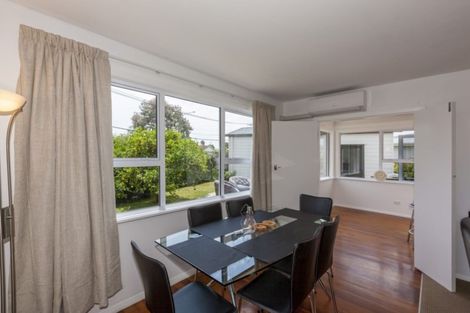 Photo of property in 14 Arawhata Road, Paraparaumu, 5032