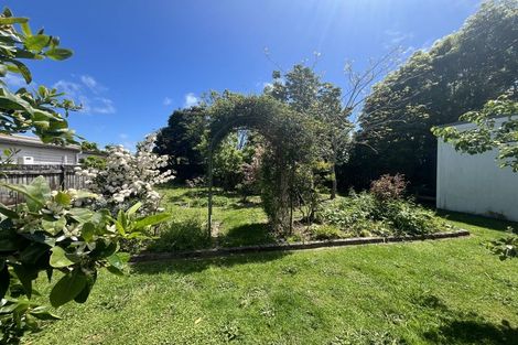 Photo of property in 9 Nimmo Avenue West, Waikanae, 5036