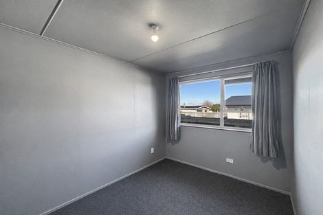 Photo of property in 64 Dunbeath Crescent, Kew, Invercargill, 9812