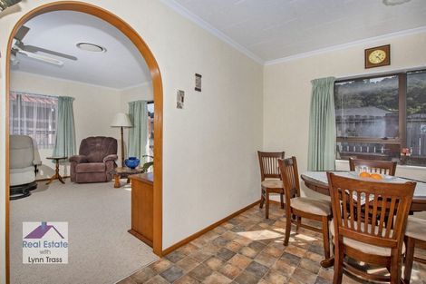 Photo of property in 2/329 Western Hills Drive, Avenues, Whangarei, 0110