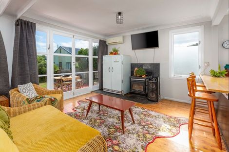 Photo of property in 11 Howden Street, Waiuku, 2123