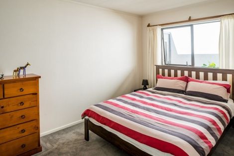 Photo of property in 8/24 Acheron Road, Paremata, Porirua, 5026