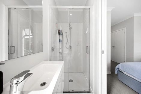 Photo of property in 2/25 Thackeray Street, Hamilton Lake, Hamilton, 3204