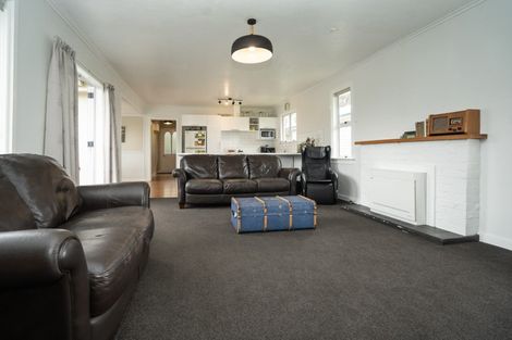 Photo of property in 136 Frankley Road, Frankleigh Park, New Plymouth, 4310