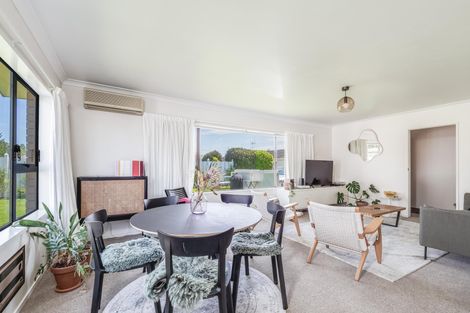 Photo of property in 8 Conrad Place, Leamington, Cambridge, 3432