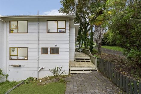 Photo of property in 1/4 Braund Place, Glenfield, Auckland, 0629