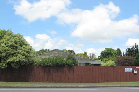 Photo of property in 35a Great South Road, Takanini, 2112