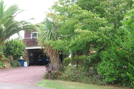 Photo of property in 35 Cherub Place, West Harbour, Auckland, 0618
