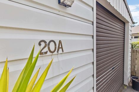 Photo of property in 20a Queen Road, Bellevue, Tauranga, 3110