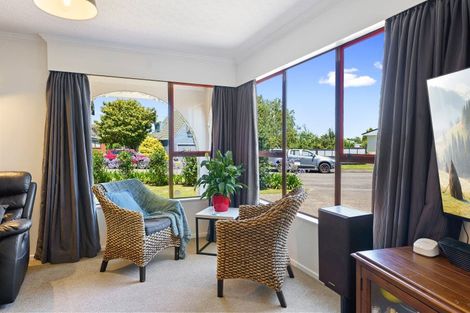 Photo of property in 4 Brandon Street, Otaki, 5512