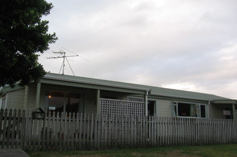 Photo of property in 5 Gore Street, Seatoun, Wellington, 6022