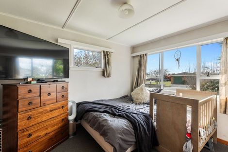 Photo of property in 11 Truby King Street, Merrilands, New Plymouth, 4312